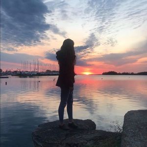 Meet your Posher, Laurence